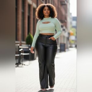 Pretty Little Thing Plus Black Faux Leather Seam Detail Wide Leg Trouser US 24